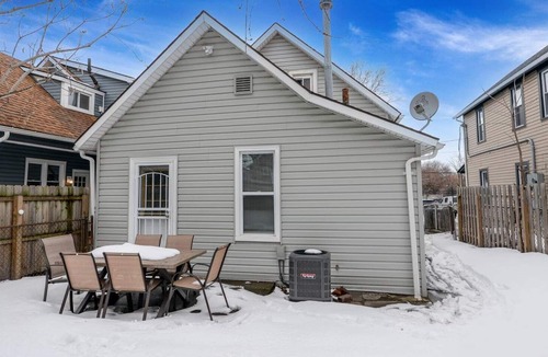 Tremont House | Tremont - Auburn Adventure - Sleeps 7!