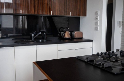 Partick Apartment | Trendy 3-Bed Flat with River Views Glasgow