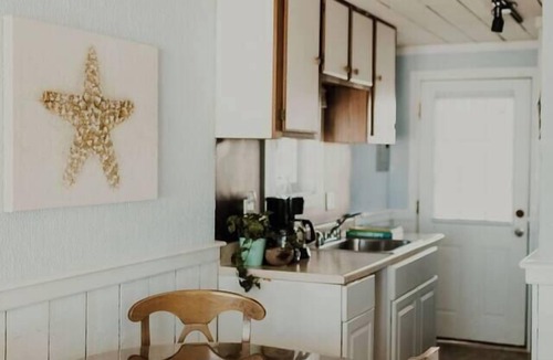 Matunuck House | Trestles Beach Front Cottage