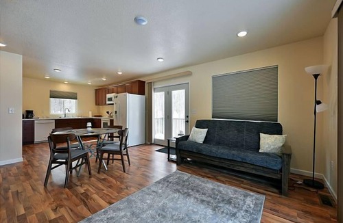 Hayward House | Tri Lake Home- Waterfront,4 acres of Land Between 3 lakes- Big Discount!