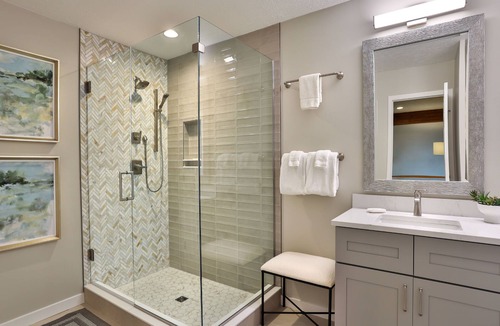 Harbor Springs Condo | Trout Creek Condo #108 - Harbor Springs Michigan