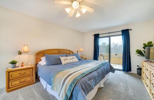 Harbor Springs Apartment | Trout Creek Resort Condo - 1 Mi to Nubs Nob!
