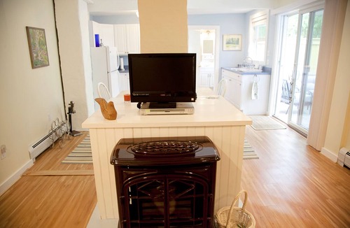 Bar Harbor House | Tucked Away Right In The Center Of It All, Private, Pristine, Adorable.