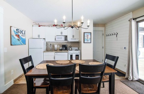 Boyne Falls Ski Chalet | Tucked Away: Steps to Lift: Sleeps 6