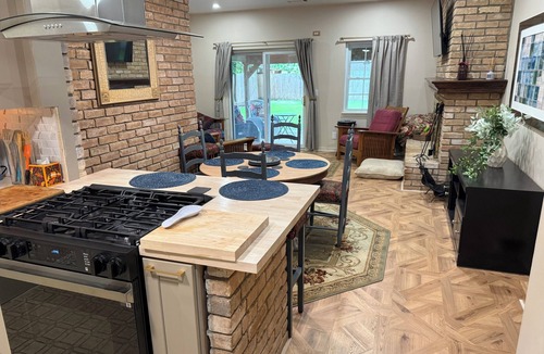 Tulsa House | Tulsa Renovated Mid Century 3-bedroom 2 bath, family/dog friendly.