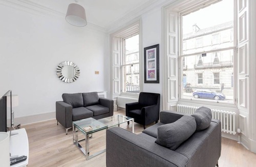 West End Apartment | Tummel Apartment