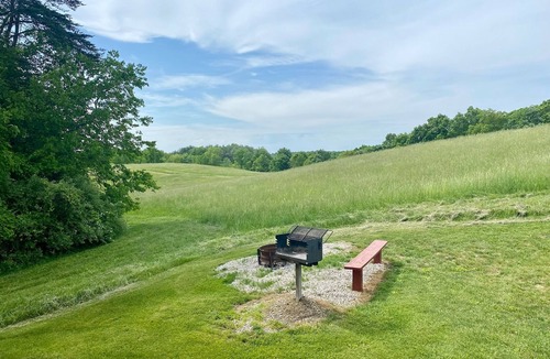 Logan Cottage | Two bedroom cabin with hot tub and sunset views