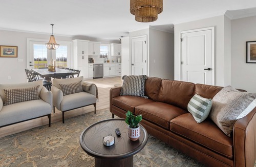 Shelbyville House | Two Hot Tubs, Pet Friendly, BBQ, Theatre Room