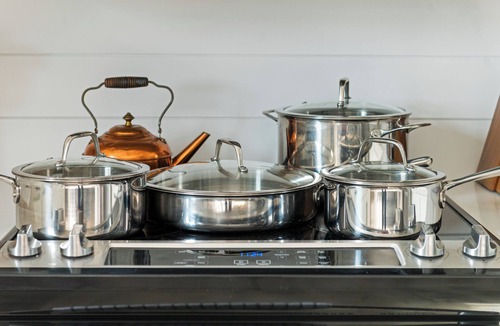 Shelbyville House | Two Hot Tubs, Pet Friendly, BBQ, Theatre Room