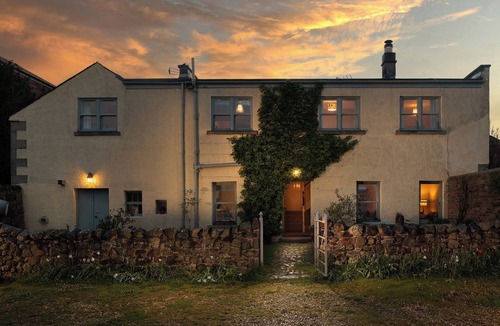Greenlaw Cottage | UK7789 - Stable Yard Cottage