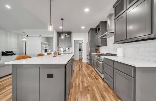 Afton House | Ultimate golf & lake Retreat, Hot Tub, Lake Views, Great Location