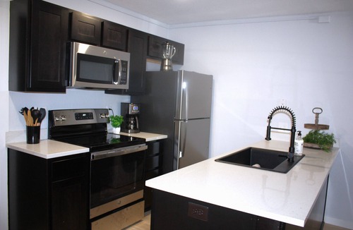 Manhattan Condo | Ultimate K-State Experience
