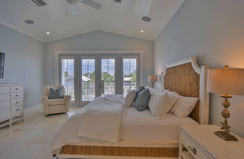 Venetian Shores House | Ultimate luxury vacation home in Islamorada, Florida!