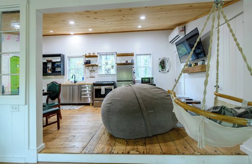 Waterford Cottage | Ultra Private, Crooked Reflections, Riverside Retreat, Hot Tub, Waterfront Glass