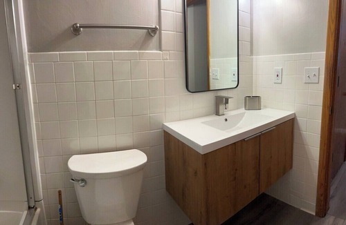 Masury Apartment | Unfurnished Remodeled apartment For Rent