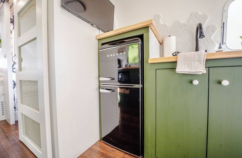 Dundee House | Unique Cozy Argosy Airstream with hot-tub, very private