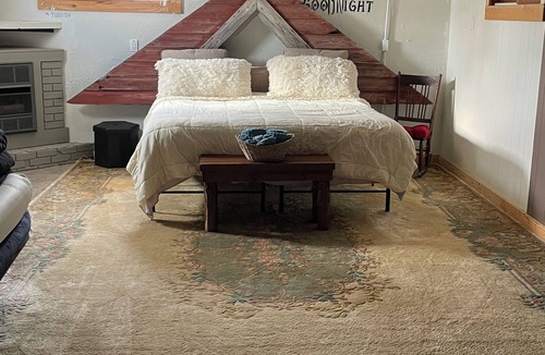 International Falls Cabin | Unique Furnished Loft Style Space Converted Historic Bar Ideal for Extended Stay