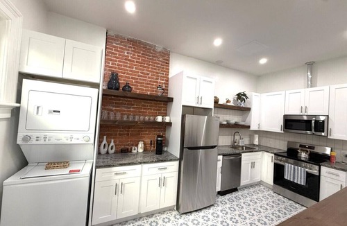 Sandusky Apartment | Unit 1 Adams Downtown Sandusky