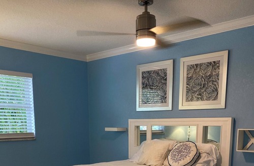 Beach Club Colony Cottage | Unwind at this peaceful oasis, its a private, pet friendly island cottage