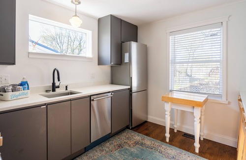 Grand Haven Cottage | Updated Grand Haven Cottage | Private Patio | Walk to Beach | Sleeps 5