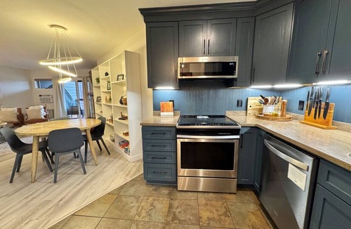 Lutsen Condo | Updated Ski-In/Ski-Out Condo | Hot Tub & Pool
