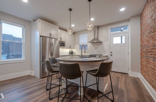 South Side Flats House | Updated Townhome in South Side