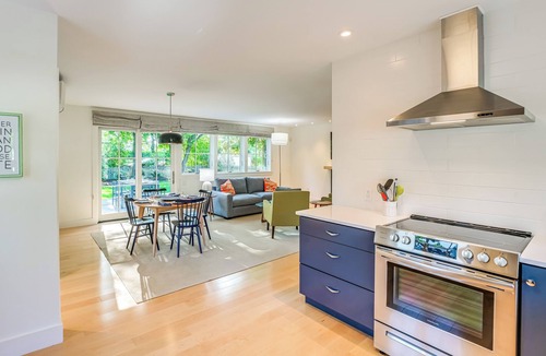 Southwest Harbor House | Upscale Southwest Harbor Retreat - Dog Friendly!