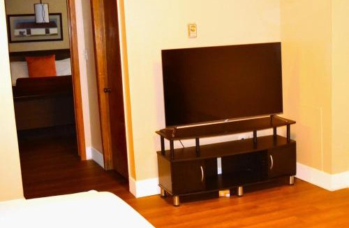 Grand Forks Apartment | Urban Oasis