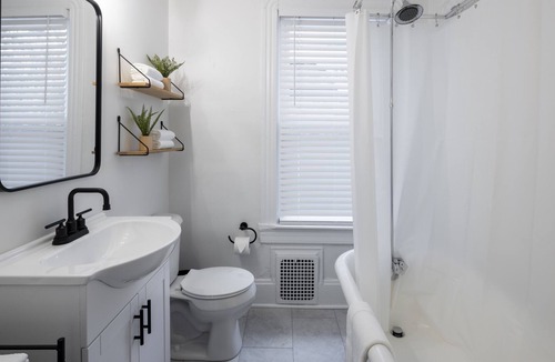 Hamilton House | Urban Quarter I - Miami University I Spooky Nook Sports