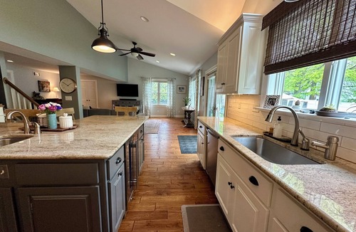 Dark Hollow House | US Open at Oakmont - 6 Bedroom Home 3 blocks from Oakmont Country Club