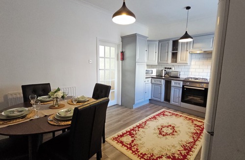 Ushaw Moor House | Ushaw Hilltop View- Comfortable 2-Bed Home Near Durham University & City