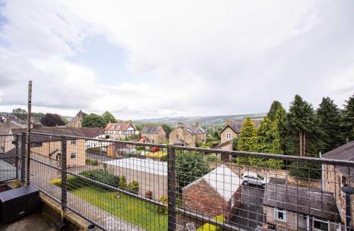 Haltwhistle Apartment | Vacant Nests Spacious Apartment Front Street
