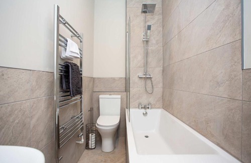 Blyth House | Vacant Nests The Durban Wi-Fi Free parking