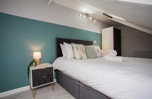 Westoe Apartment | Vacant Nests The Imeary 3BR Stylish Appartment