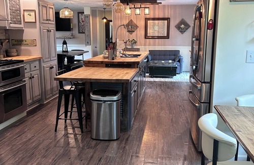 Cohasset House | Vacation rental and Wedding Venue