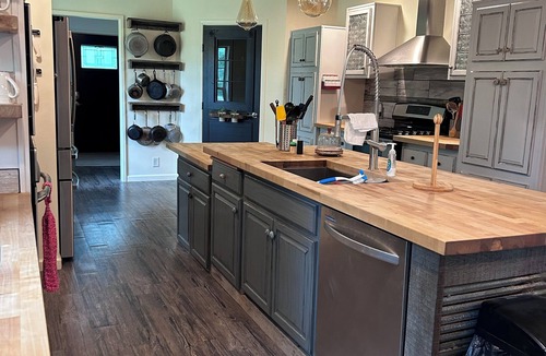 Cohasset House | Vacation rental and Wedding Venue