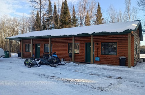 Washburn Cabin | Valhalla Trailblazer Heaven Both Sides Trail Side North of Washburn with WiFi AC