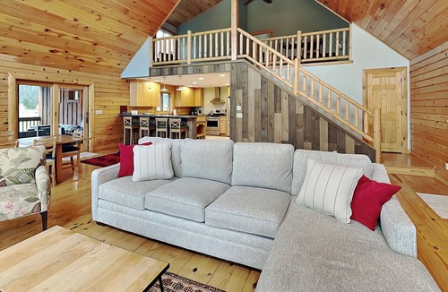 McHenry Cottage | Valley Lodge by Taylor Made Deep Creek
