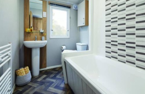 Letham Grange House | Van 33 Castleton 2 bed