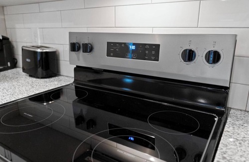 Newberry Apartment | Vanguard 2BD 16 - Two Bedroom Apartment, Sleeps 4