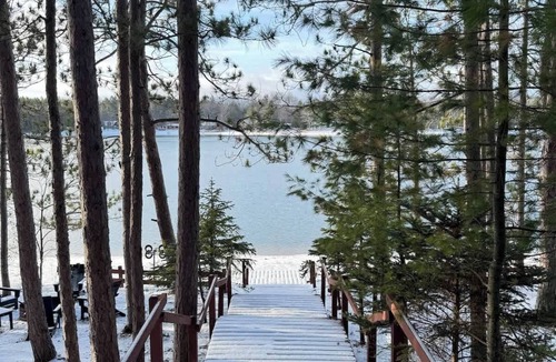 Indian River Cabin | Veaux Pines · Winter Escape Aframe*HotTub*Fireplace*KingBed