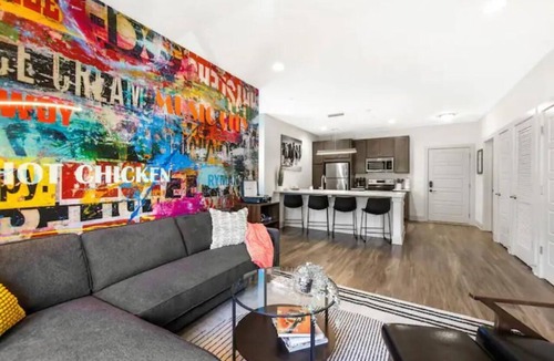 Nashville Condo | Vibrant East Nash Condo Retreat