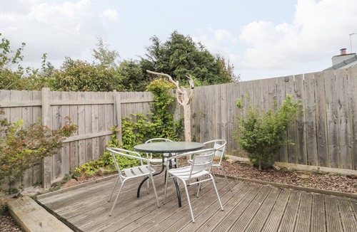 Norham Cottage | VICTORIA COTTAGE, pet friendly, with open fire in Norham