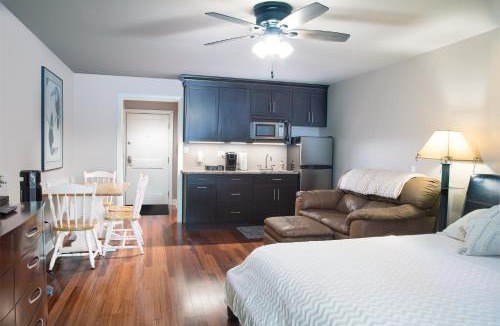 Elkhart Lake Apartment | Victorian Inn Elkhart Lake