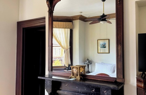 Allegheny-West Bed & Breakfast | Villagio Boutique Hotel