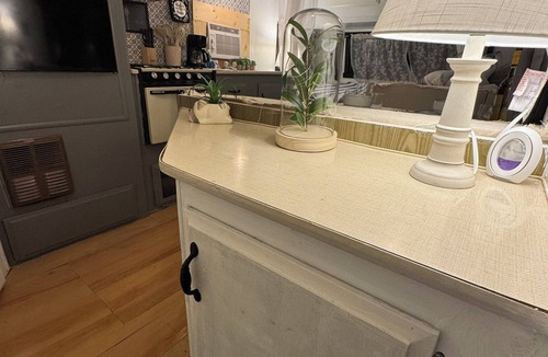 Versailles House | Vintage Vibes: Quaint Camper Escape