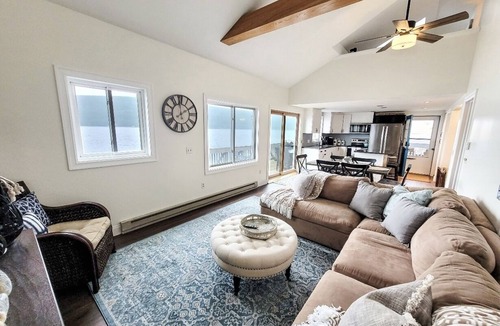 Hammondsport Cottage | VISIONS ON KEUKA- relax on the lake!