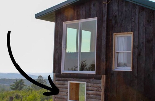 Greene Cabin | Vista of Maine Bobcat Den