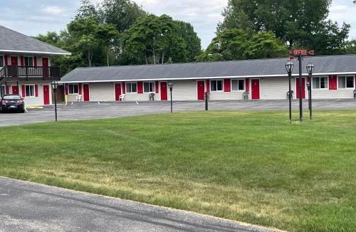 Ludington Hotel | VISTA VILLA MOTEL