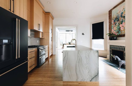 Cherokee Triangle House | Walk everywhere from this Modern Victorian